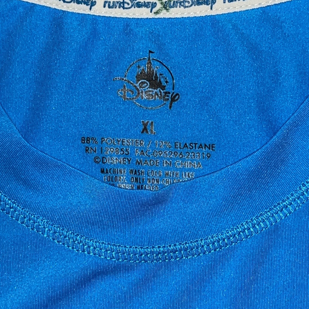 runDisney Run Disney Disneyland 2024 10k Donald Daisy Duck I Did It Shirt New L - Picture 3 of 6